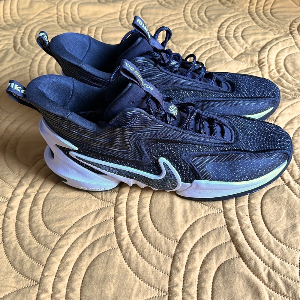 Nike Cosmic Unity 2 - Picture 2 of 5